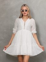 Puantiye Vual Dantel Detaylı Kısa Elbise