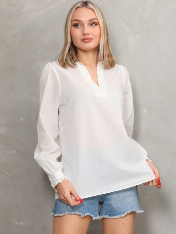 Yakası Fisto Güpür Detaylı Gömlek