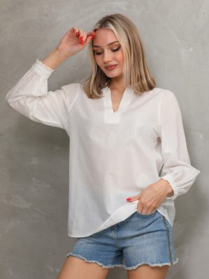 Yakası Fisto Güpür Detaylı Gömlek