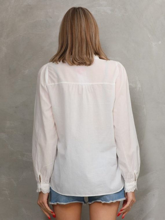 Yakası Fisto Güpür Detaylı Gömlek