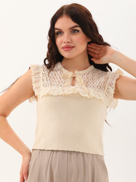 Dantel Brode Detaylı Triko Bluz