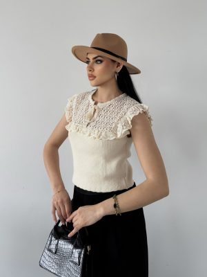 Dantel Brode Detaylı Triko Bluz (4)