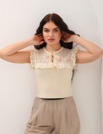 Dantel Brode Detaylı Triko Bluz