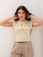 Dantel Brode Detaylı Triko Bluz