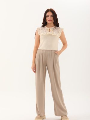 Dantel Brode Detaylı Triko Bluz