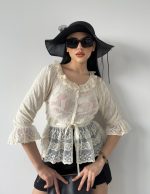 Dantel Detaylı Bluz