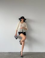 Dantel Detaylı Bluz