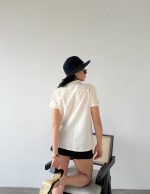 Kısa Kollu Vual Güpür Detaylı Bluz