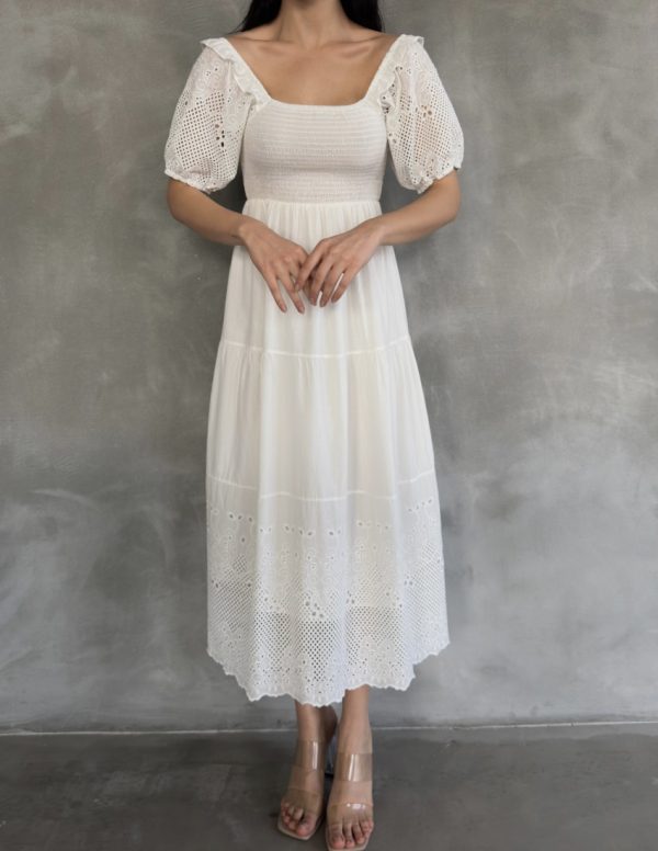 Kolları Ve Eteği Vual Güpür Detaylı Elbise