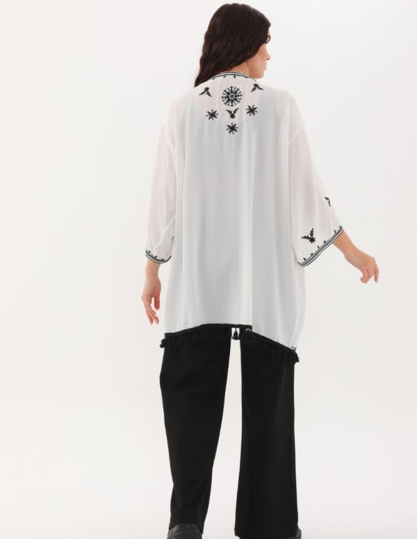 Nakış ve Püskül Detaylı Kimono