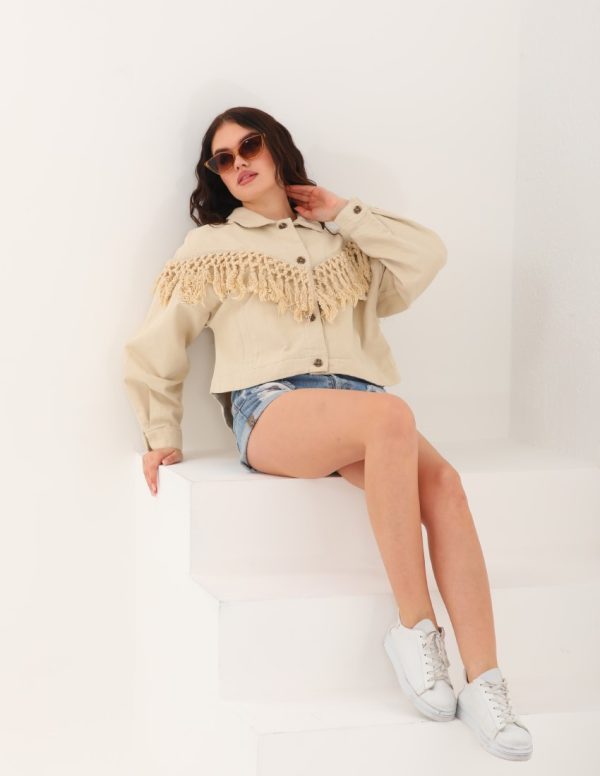 Püskül Detaylı Ceket