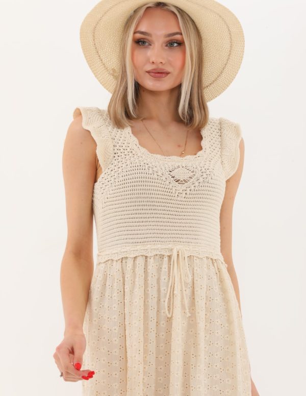 Robası Nakışlı Elbise