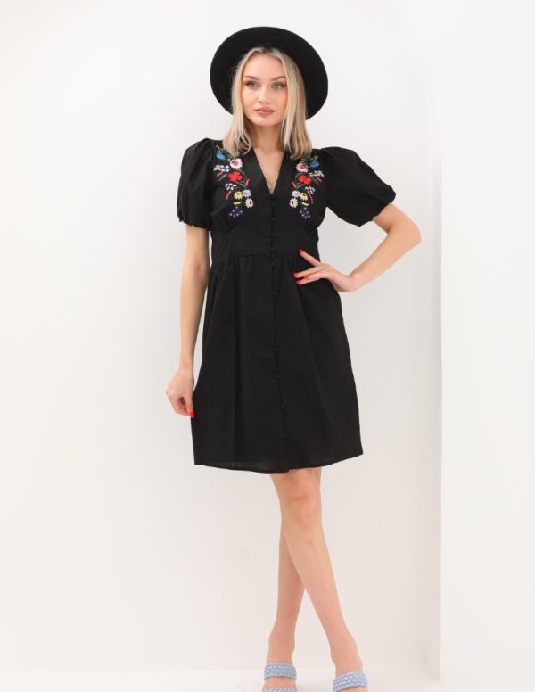 Robası Nakışlı Elbise