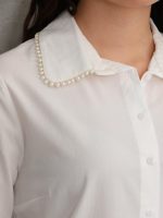 Yakası İnci Detaylı Gömlek