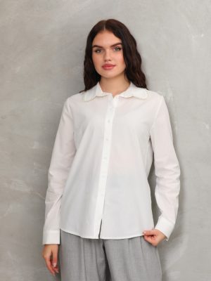 Yakası İnci Detaylı Gömlek