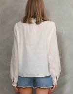 Yakası Ve Manşeti Dantel Detaylı Bluz