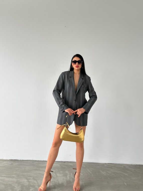 Önden Düğmeli Cepli Ceket