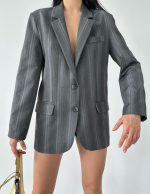 Önden Düğmeli Cepli Ceket