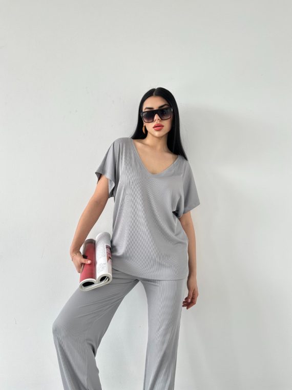 V Yaka Düşük Kol Bluz