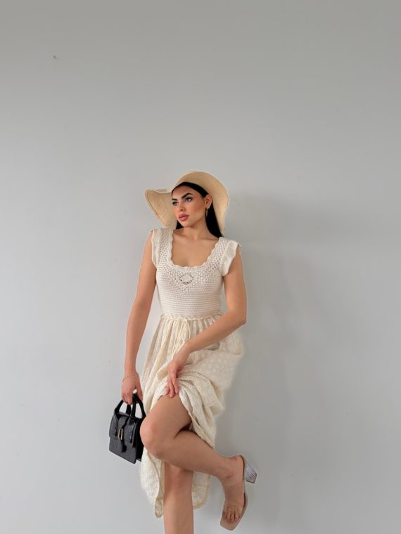 Robası Nakışlı Elbise