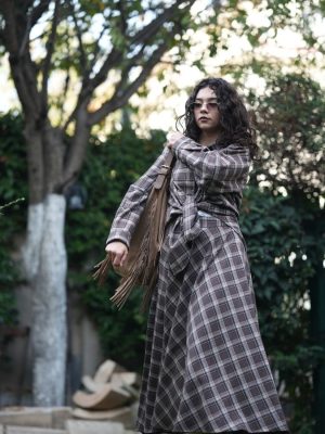 Ekose Detaylı Verev Kloş Etek