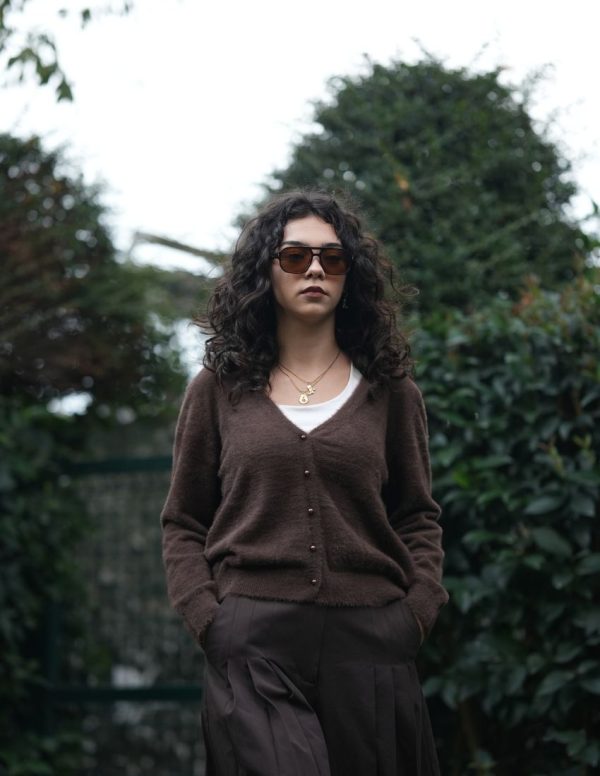 İnci Düğmeli Hırka