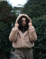 Kapüşonlu Peluş Mont