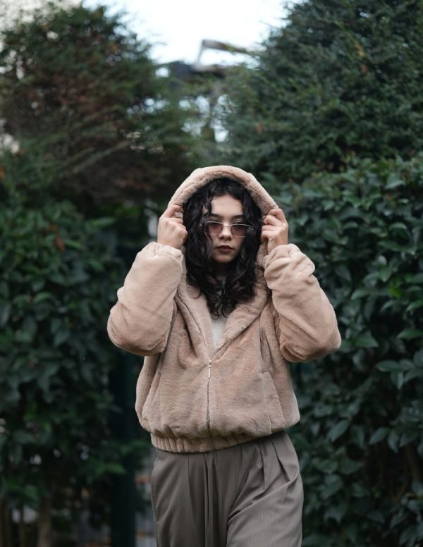 Kapüşonlu Peluş Mont