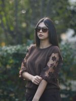 Kolları Çiçekli Tüllü Kazak