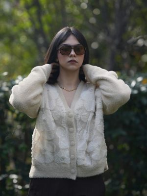 Tüllü Çiçekli Yumoş Hırka