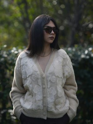 Tüllü Çiçekli Yumoş Hırka