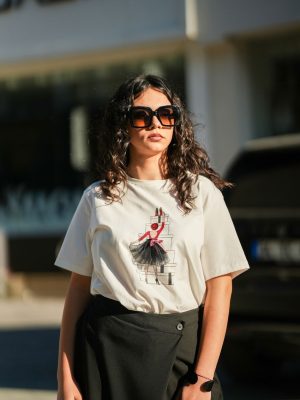 Eteği Tüllü Baskılı T-Shirt