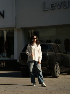 Kolu Yırtmaçlı Taş Detaylı Gömlek-2