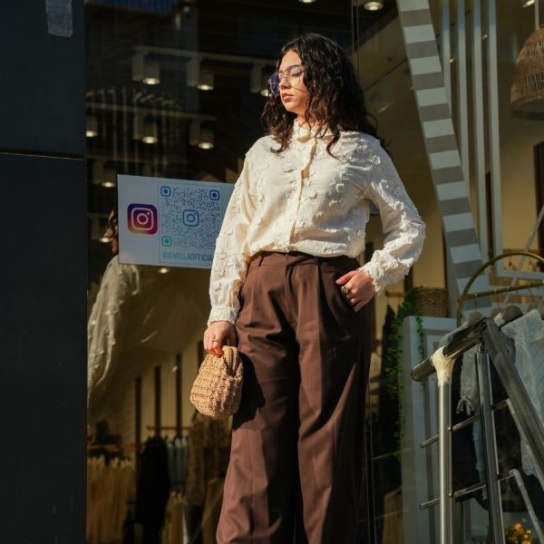 2 Boyutlu Çiçek Detaylı Gömlek