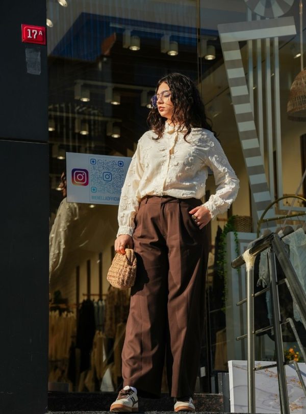 2 Boyutlu Çiçek Detaylı Gömlek