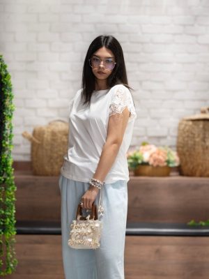 Dantel Kollu T-Shırt