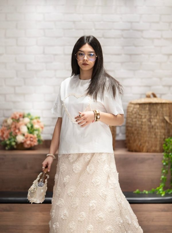 Önü Kalpli T-Shirt