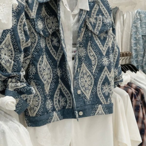 Süzene Nakışlı Kot Ceket